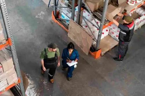 workers creating emergency plan 1024x683 1